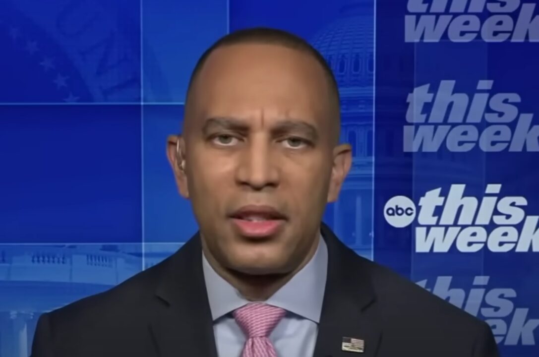 Fact Check: Democrat Hakeem Jeffries Says Gun Violence Is The No. 1 ...