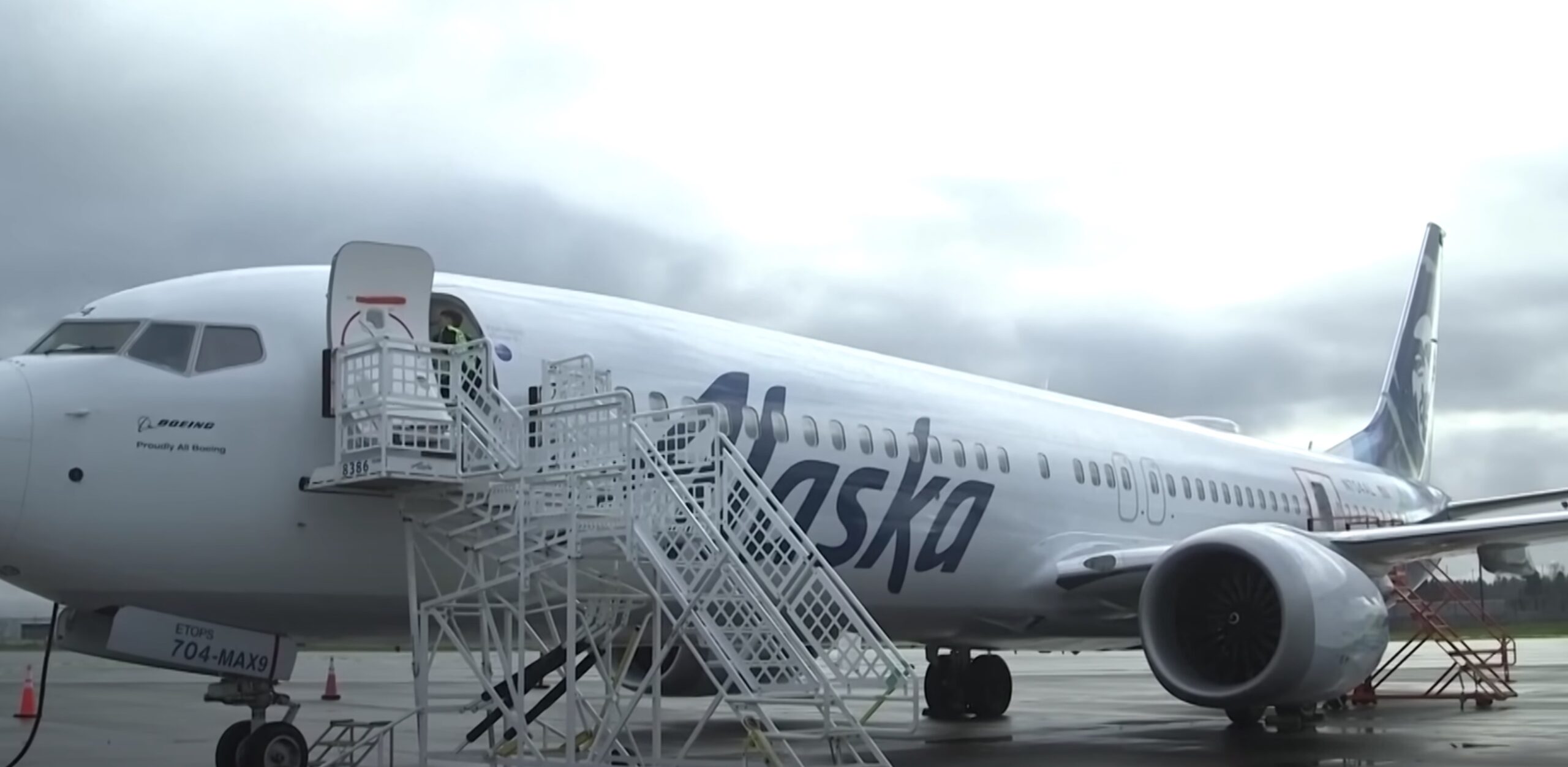 Alaska Airlines Plane Was A ‘Time Bomb,’ Says Attorney of Passengers